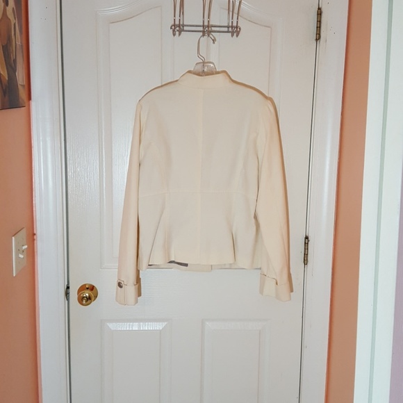 Ivory jacket - Picture 2 of 3